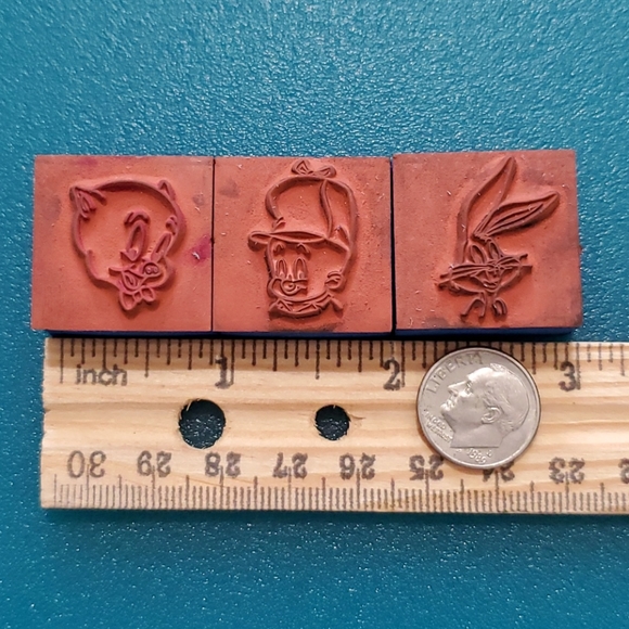 Lot of 3 Warner Bros. Cartoons Porky Pig Elmer Fudd Bugs Bunny rubber stamps - Picture 3 of 5